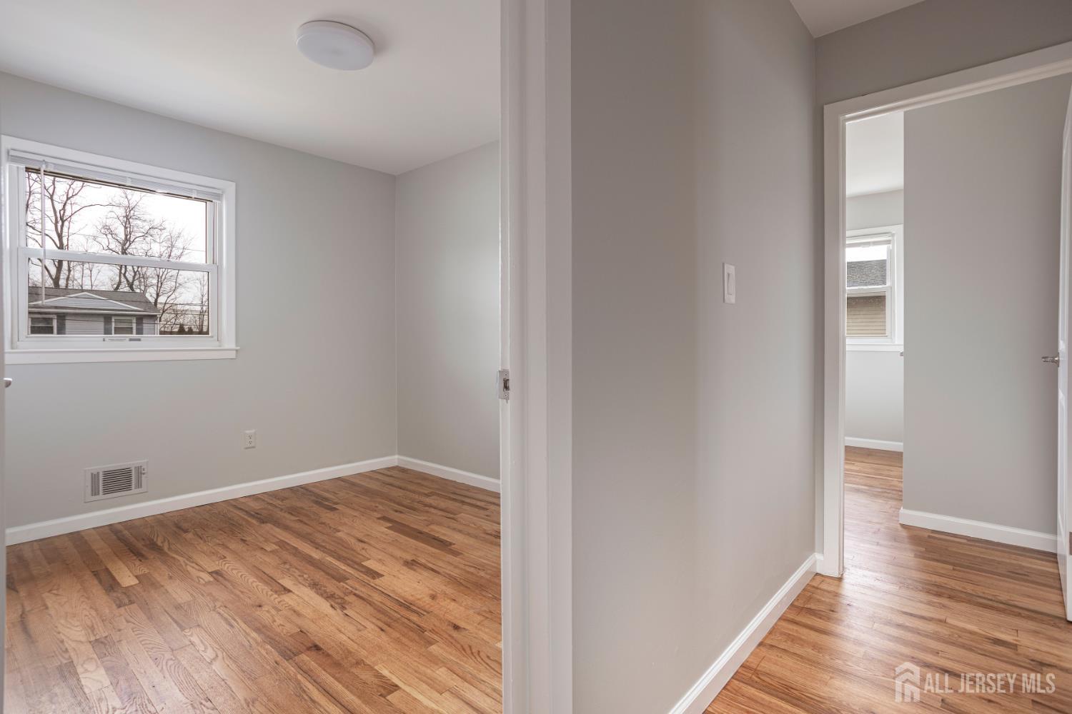 Residential Lease in Middlesex 5