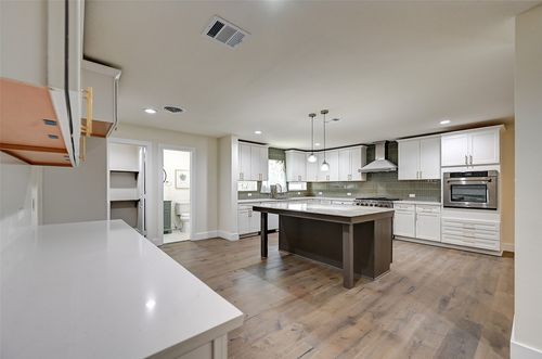 3900 Pelham Rd, Fort Worth, TX, 76116-7351 | Card Image