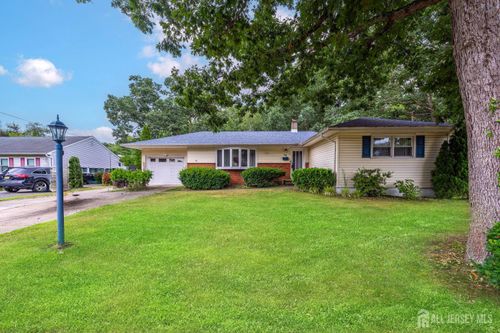 12 Spotswood Ave, Monroe, NJ, 08831-2435 | Card Image