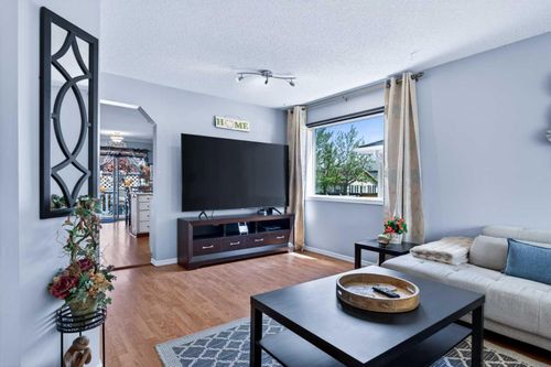 159 Fresno Pl Ne, Calgary, AB, T1Y6Y2 | Card Image