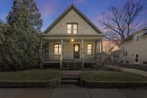 503 S 9th St, Watertown, WI, 53094-4821 | Card Image