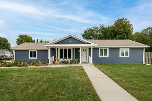 421 Indian Mound Parkway, Whitewater, WI, 53190 | Card Image