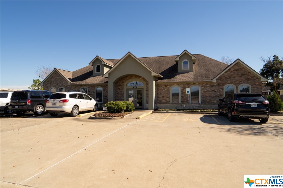 5103 E Airline Rd, Victoria, TX 77904