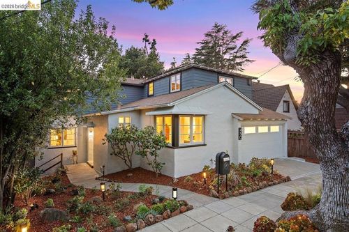 450 Vermont Ave, Berkeley, CA, 94707-1740 | Card Image