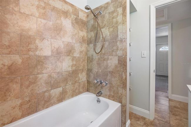 Full Bath | Image 20
