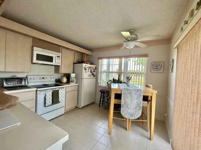 3802 Medford Ct, Townhouse with 2 bedrooms, 3 bathrooms and null parking in Boynton Beach FL | Image 48
