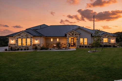 117 Miller Spgs, Boerne, TX, 78006-7233 | Card Image
