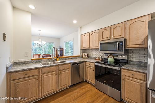 3-750 Zorn Ave, Louisville, KY, 40206-3501 | Card Image