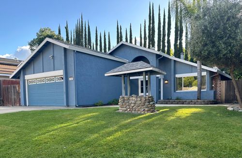 8221 Foxfire Dr, Orangevale, CA, 95662-3825 | Card Image
