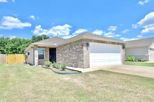 1905 Peony St, North Little Rock, AR, 72117-8041 | Card Image