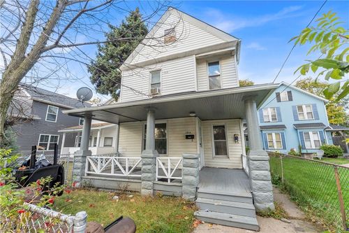 1914 W 58th St, Cleveland, OH, 44102-3215 | Card Image