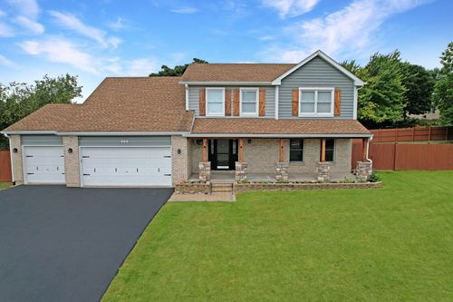 405 Oakwood St, Yorkville, IL, 60560-2221 | Card Image