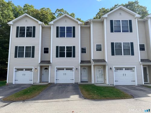 33-86 Otrobando Ave, Norwich, CT, 06360-2272 | Card Image