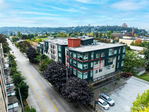 apt-a403-425 23rd Ave S, Seattle, WA, 98144-7523 | Card Image