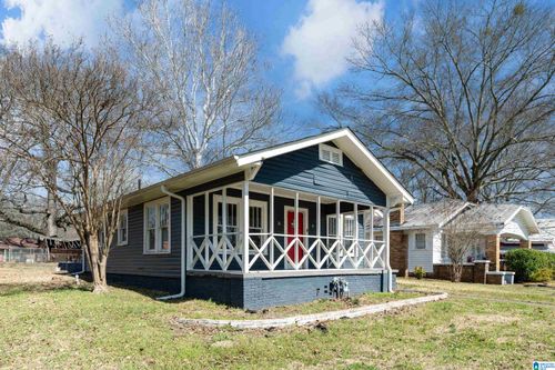 808 11th Ave, Midfield, AL, 35228-2833 | Card Image