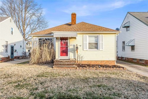 3118 Russell Avenue, Parma, OH, 44134 | Card Image