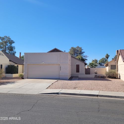 1622 N Comanche Dr, Chandler, AZ, 85224-8604 | Card Image