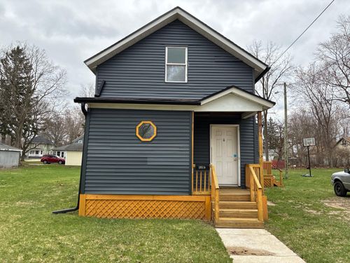1015 N 5th St, Niles, MI, 49120-1603 | Card Image