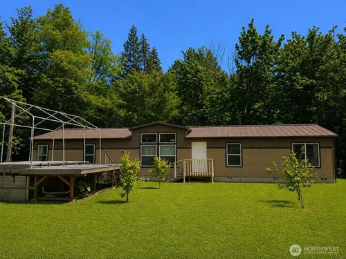 1611 E North Bay Rd, Allyn, WA, 98524-8302 | Card Image