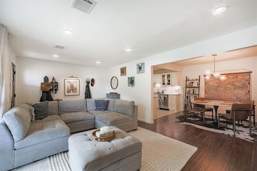 3439 Wentworth St, Houston, TX, 77004-6318 | Card Image