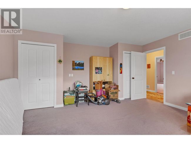 7603 Baker Hogg Rd, House other with 3 bedrooms, 3 bathrooms and 2 parking in North Okanagan Rd Rural BC | Image 19
