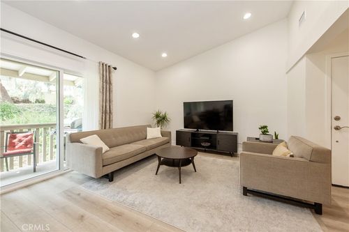 73-23261 La Glorieta, Mission Viejo, CA, 92691-6843 | Card Image