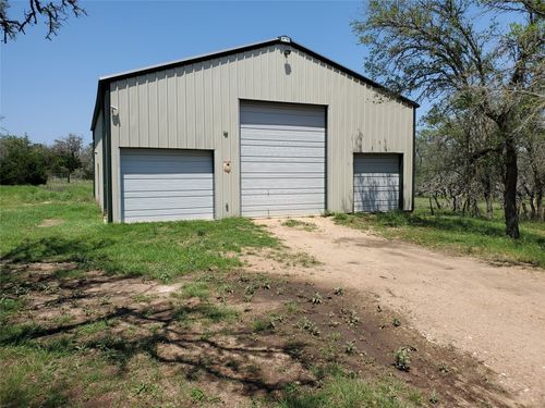 1010 Martin Rd, Dripping Springs, TX, 78620-3562 | Card Image