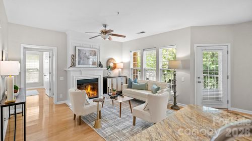 3224 Margellina Dr, Charlotte, NC, 28210-4086 | Card Image