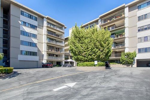 105-50 Mounds Rd, San Mateo, CA, 94402-1266 | Card Image