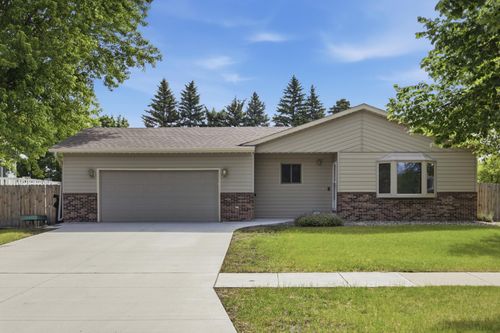 3950 15th St S, Fargo, ND, 58104-6349 | Card Image