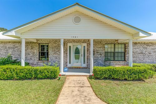 1401 Greenwood Rd, Baker, FL, 32531-8459 | Card Image