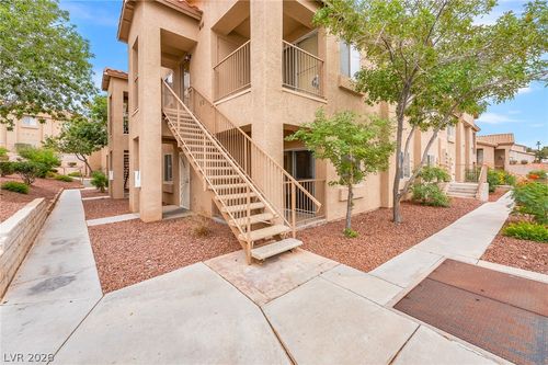 1044-2110 Los Feliz St, Las Vegas, NV, 89156-8015 | Card Image