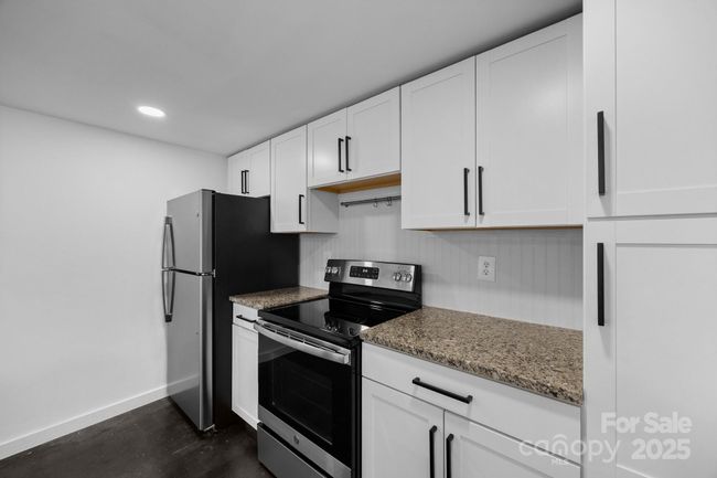 109 Short St, House other with 3 bedrooms, 2 bathrooms and null parking in Waynesville NC | Image 26