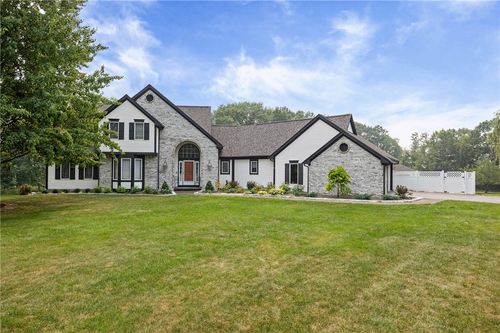 19 Dixon Woods, Honeoye Falls, NY, 14472-9322 | Card Image