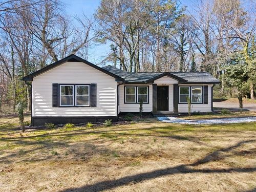 1027 N Born Rd, Stone Mountain, GA, 30088-2603 | Card Image