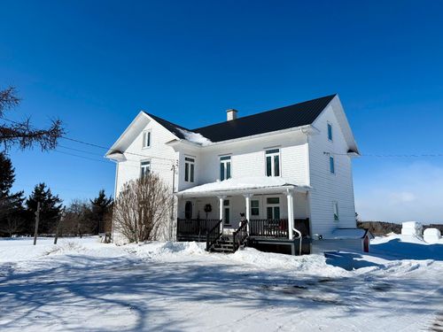 66 Av De La Rivière, St-Gabriel-De-Kamouraska, QC, G0L3E0 | Card Image