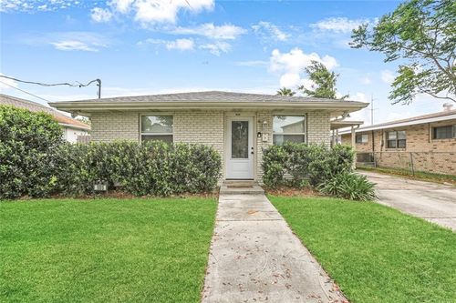 105 Locust St, Metairie, LA, 70005-3529 | Card Image