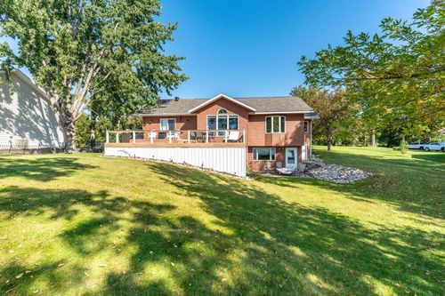 24864 Tri Lakes Dr, Pelican Rapids, MN, 56572-7555 | Card Image