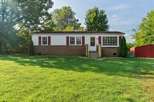 6330 Darlington Heights Rd, Farmville, VA, 23901-5849 | Card Image