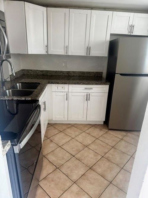 g203-2800 Nw 56th Ave, Lauderhill, FL, 33313-2320 | Card Image