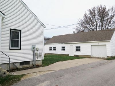 708 Center Avenue, House other with 4 bedrooms, 1 bathrooms and null parking in Decorah IA | Image 2