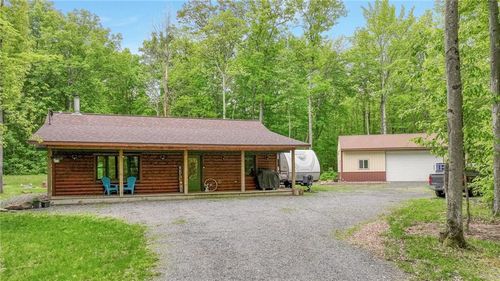 W8567 County Road Mm, Greenwood, WI, 54437-8500 | Card Image