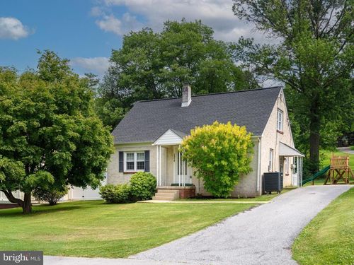 1514 Walnut St, COATESVILLE, PA, 19320-2543 | Card Image