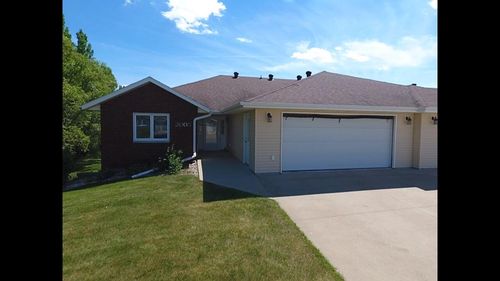 2005 20th Ave Nw, ABERDEEN, SD, 57401-7932 | Card Image