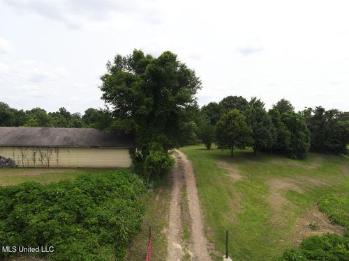 900 Old Benton Rd, Yazoo City, MS, 39194-8648 | Card Image