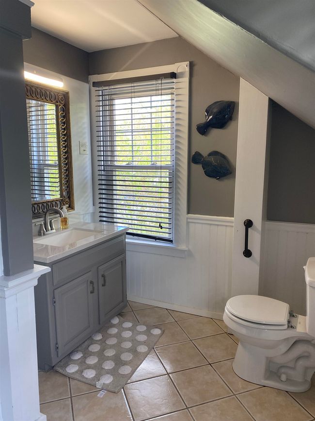32 Adams Ave, House other with 5 bedrooms, 2 bathrooms and null parking in Rochester NH | Image 18
