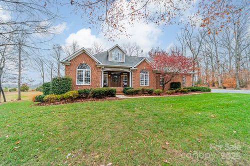 5201 Barrier Store Rd, Mount Pleasant, NC, 28124-7780 | Card Image