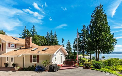 485 Vesper Way, Camano Island, WA, 98282-7684 | Card Image