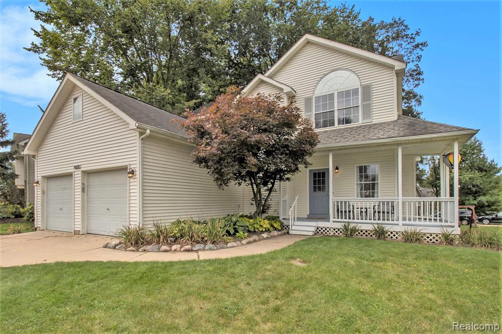 Hickory Circle Dr, Howell, MI 48855 #1