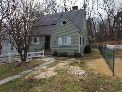 80 Bowers St, Manchester, CT, 06042-3245 | Card Image
